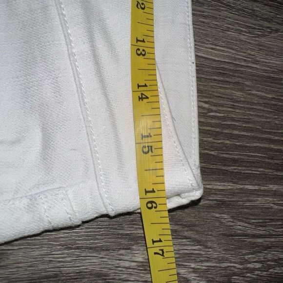 Natalie Bermuda White Denim Shorts - Picture 6 of 8